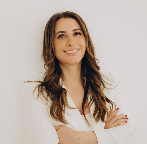 Dr. Leedia Riman